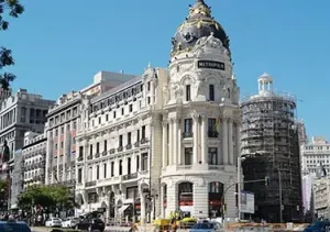 Newly renovated building in Madrid, Spain - CryptoLists.com Madrid - Old beautiful building